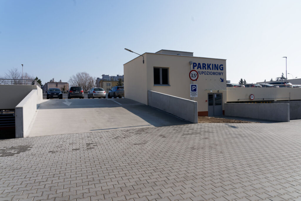 budowa parkingu dwupoziomowego
