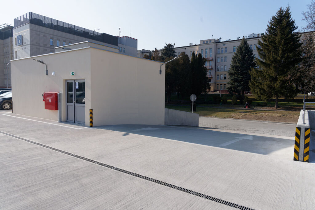 budowa parkingu dwupoziomowego
