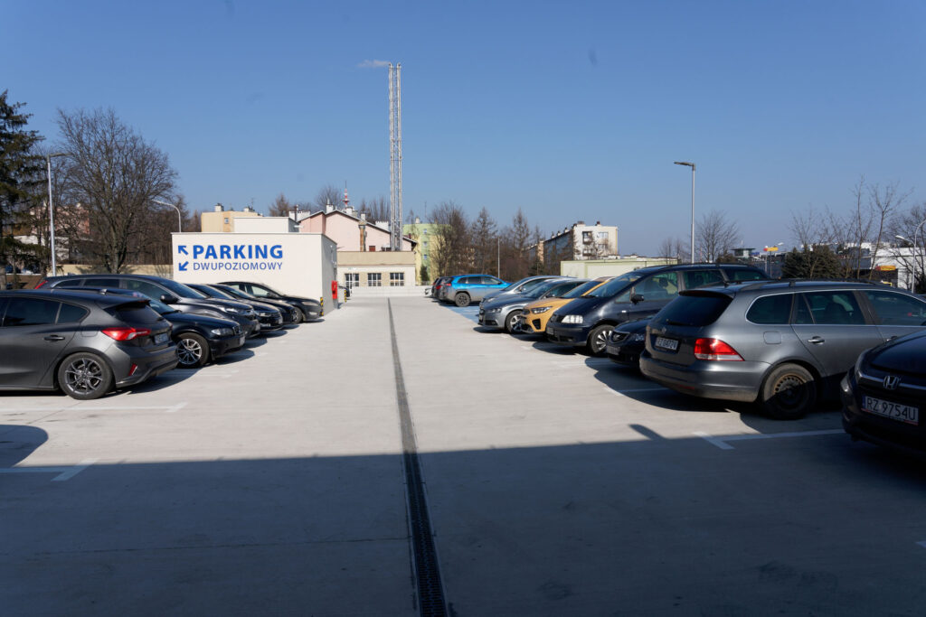 budowa parkingu dwupoziomowego
